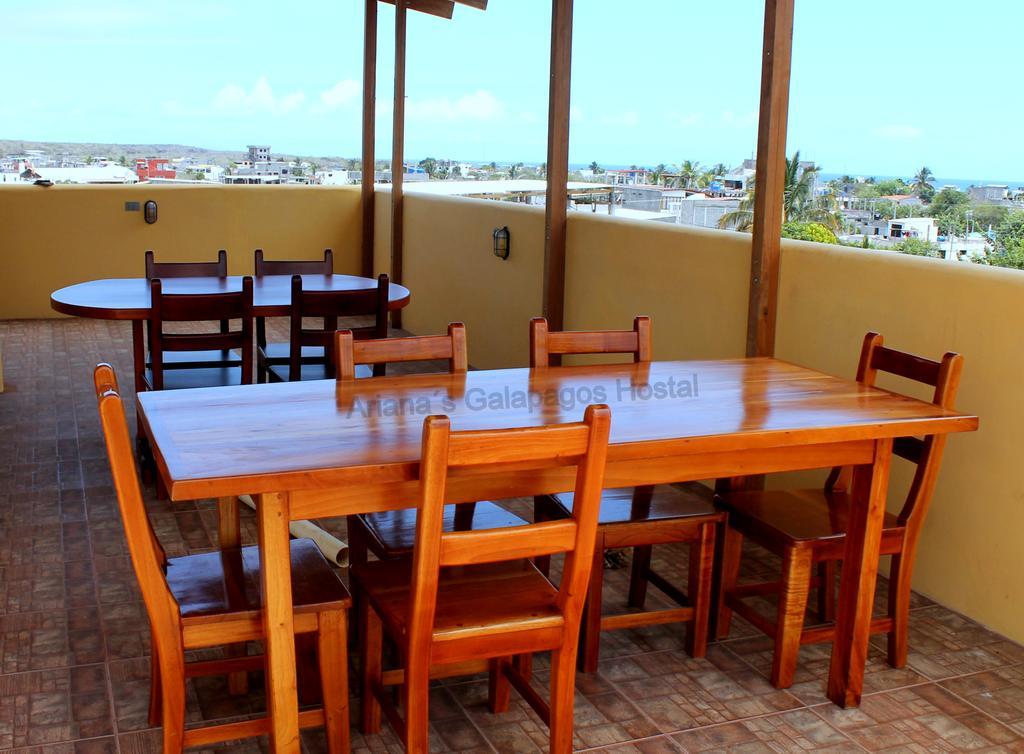 Ariana'S Galapagos Hostal Puerto Ayora  Exterior foto