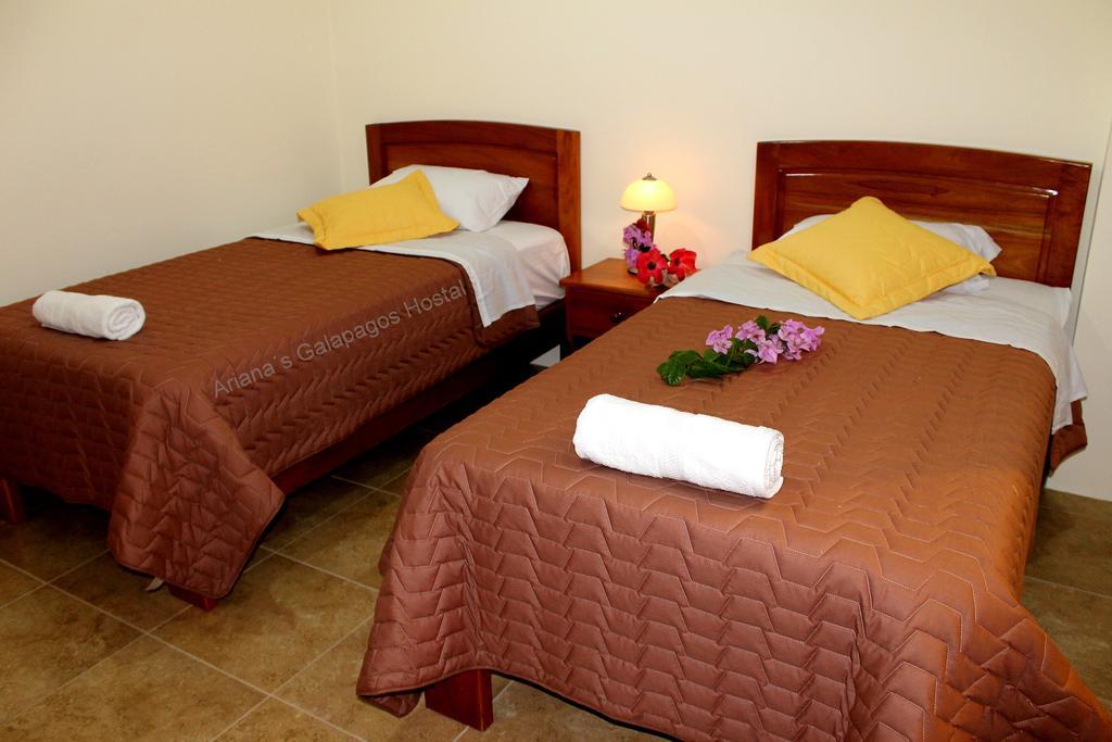 Ariana'S Galapagos Hostal Puerto Ayora  Exterior foto