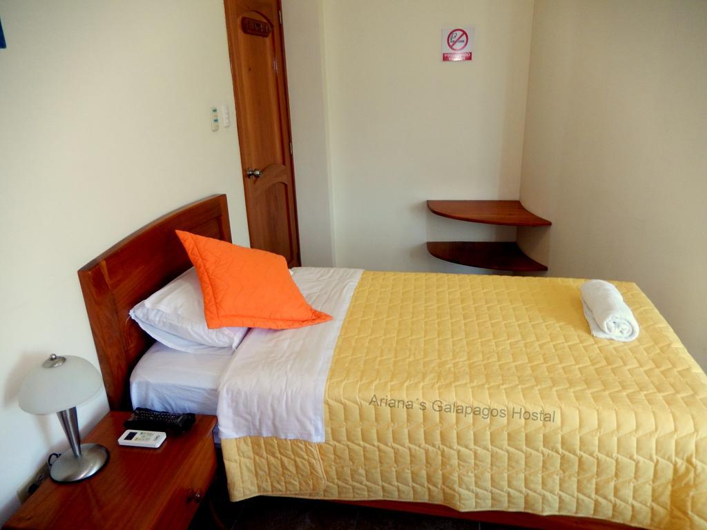 Ariana'S Galapagos Hostal Puerto Ayora  Exterior foto