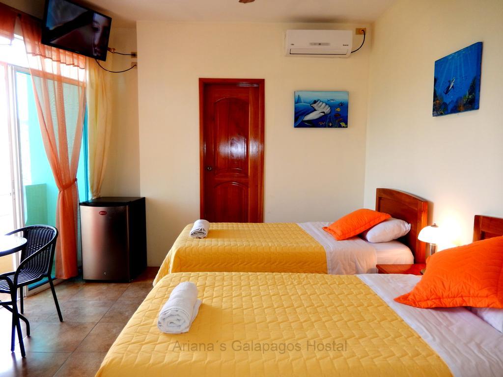 Ariana'S Galapagos Hostal Puerto Ayora  Exterior foto